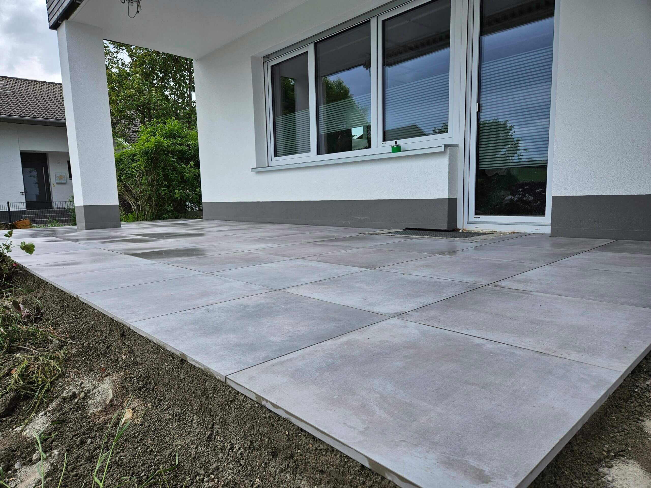 Hochwertiger Garten mit Terrasse im Ostallgäu